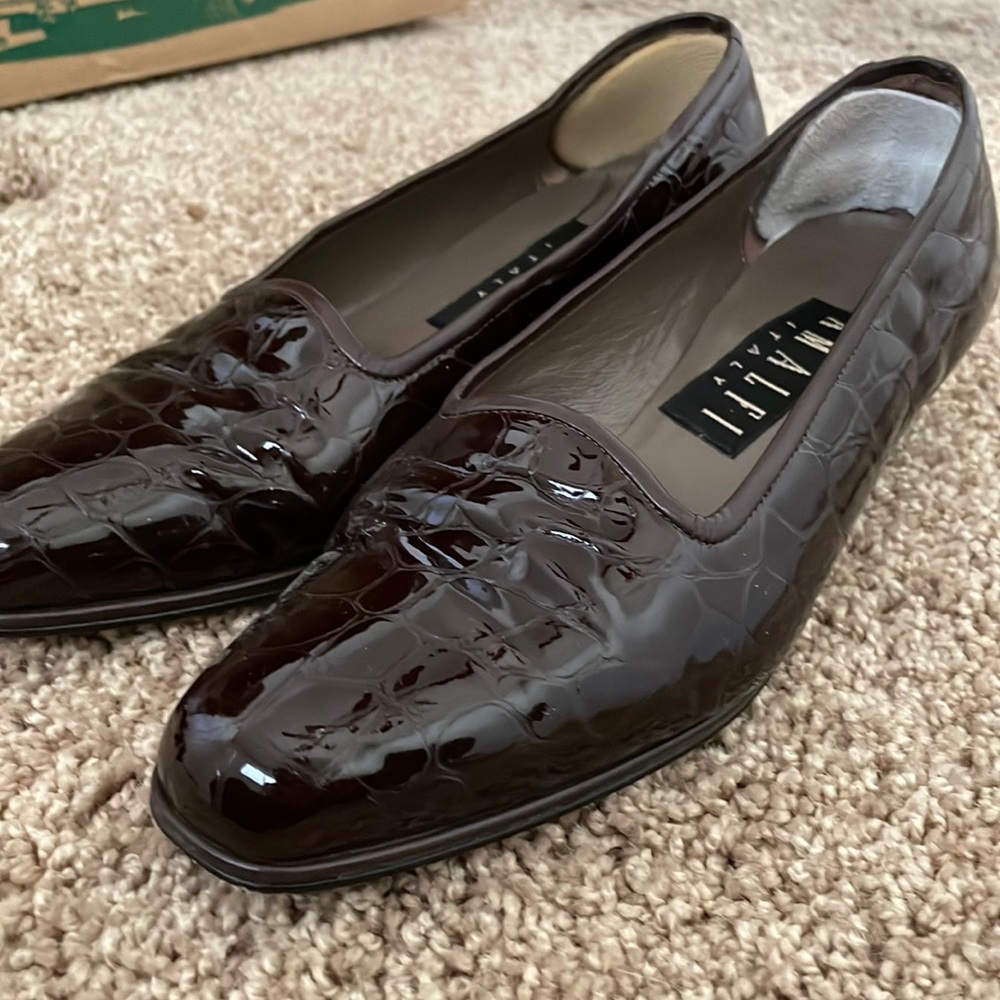 Women’s Leather Amalfi Italy heeled shoes .